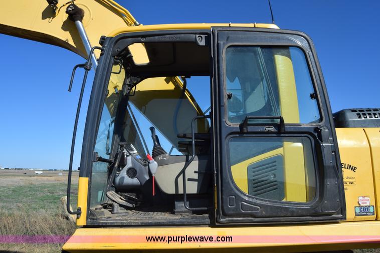 image for item K4302 2007 Komatsu PC200LC-8 excavator