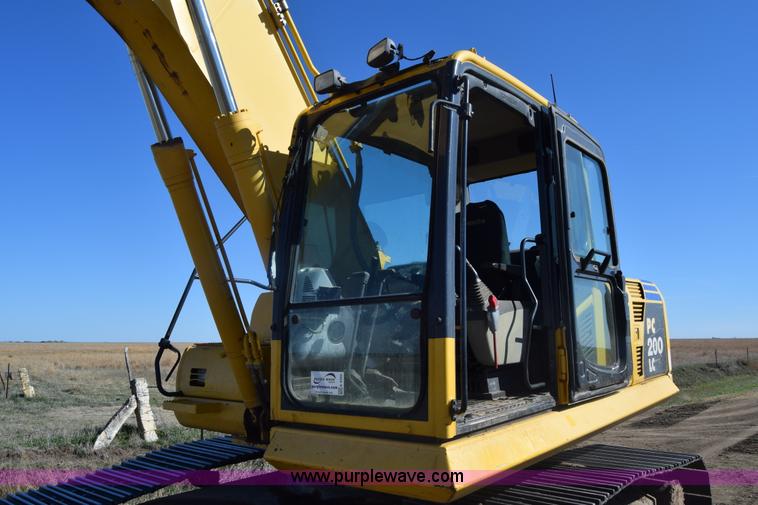 image for item K4302 2007 Komatsu PC200LC-8 excavator