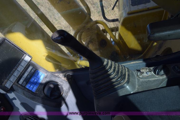 image for item K4302 2007 Komatsu PC200LC-8 excavator