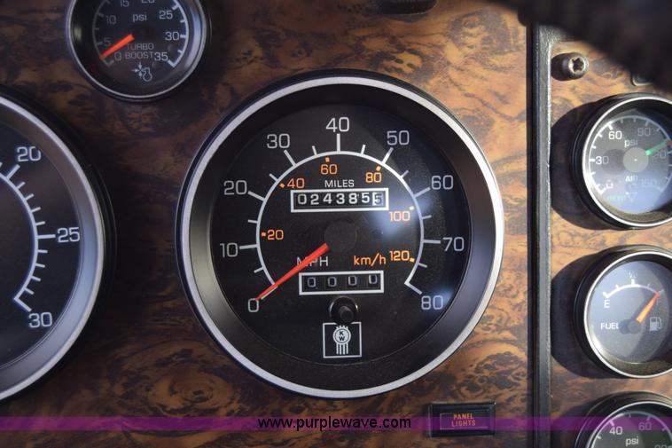 image for item K4303 1997 Kenworth W900 semi truck