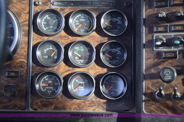 image for item K4303 1997 Kenworth W900 semi truck