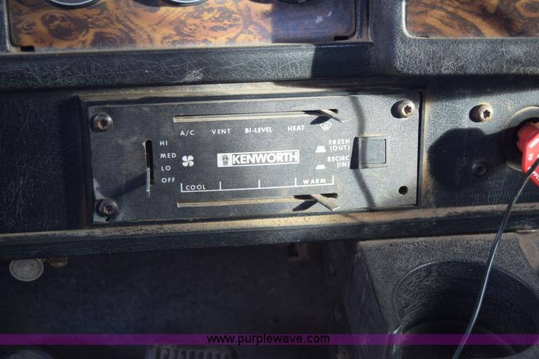 image for item K4303 1997 Kenworth W900 semi truck