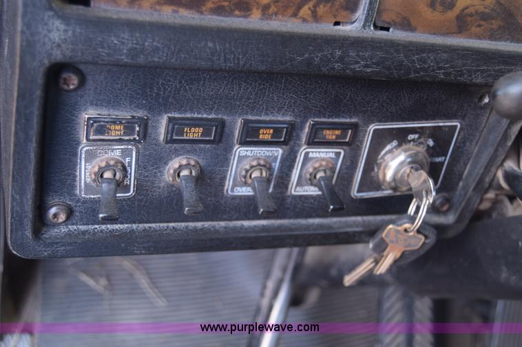 image for item K4303 1997 Kenworth W900 semi truck