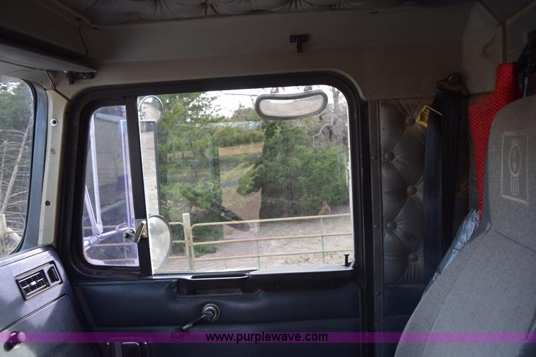 image for item K4303 1997 Kenworth W900 semi truck