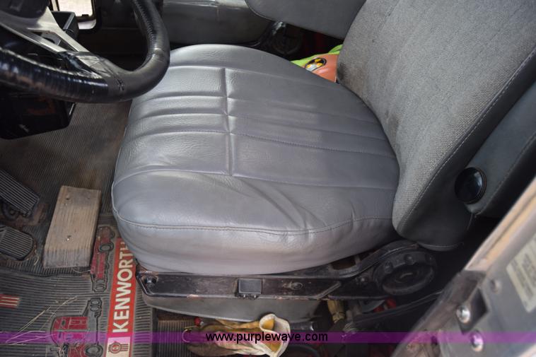 image for item K4303 1997 Kenworth W900 semi truck