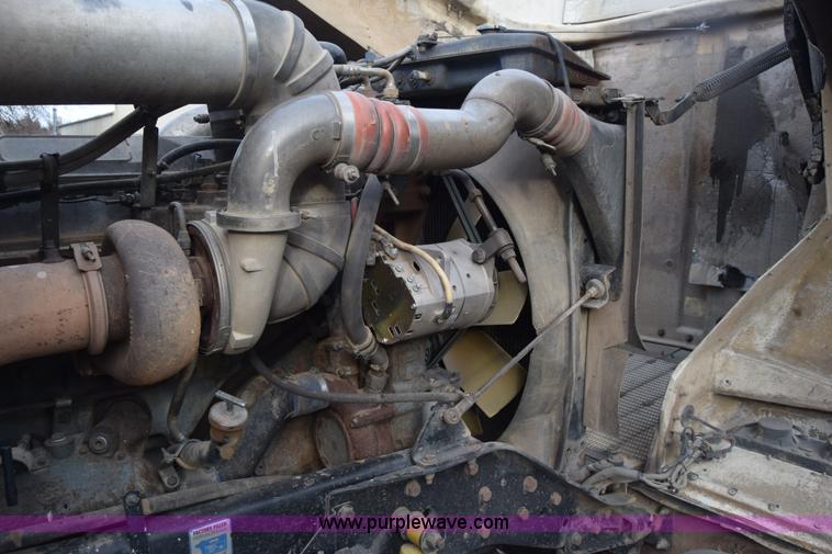 image for item K4303 1997 Kenworth W900 semi truck