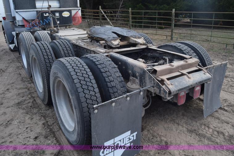 image for item K4303 1997 Kenworth W900 semi truck