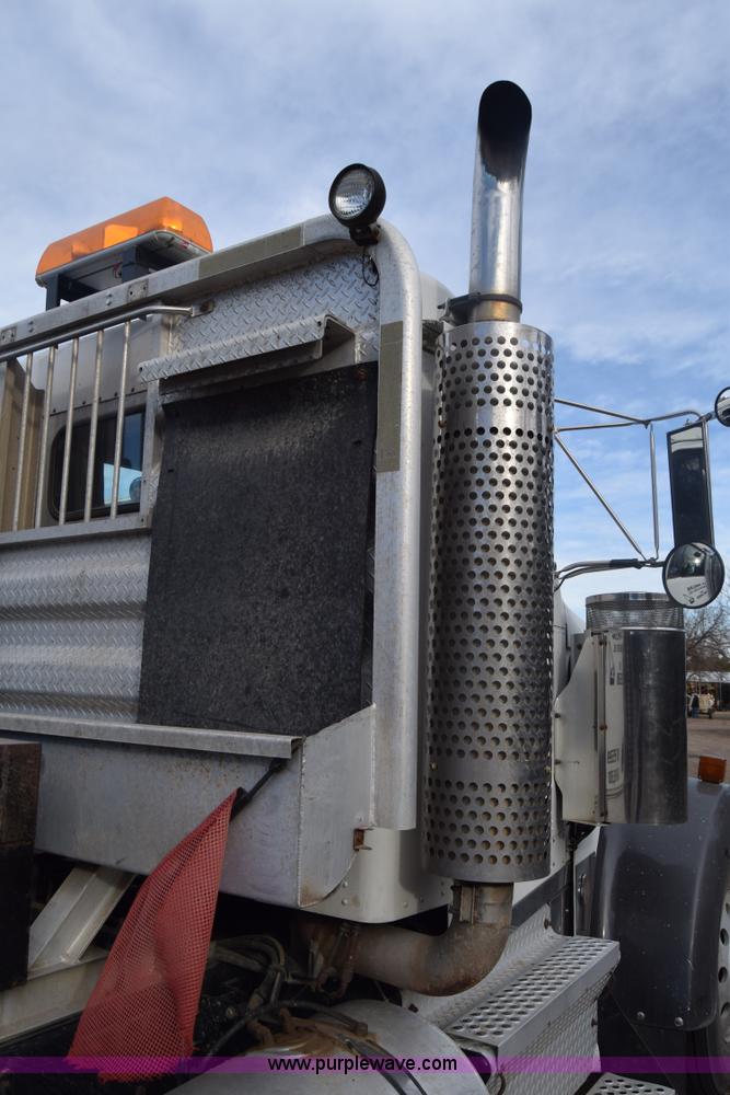 image for item K4303 1997 Kenworth W900 semi truck