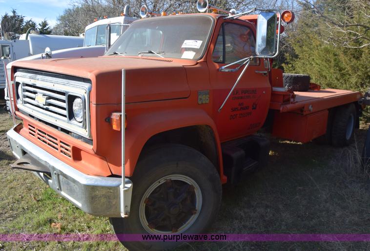 image for item K4310 1975 Chevrolet C65 flatbed winch truck