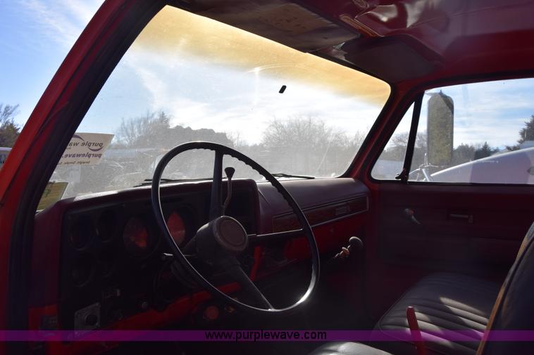 image for item K4310 1975 Chevrolet C65 flatbed winch truck