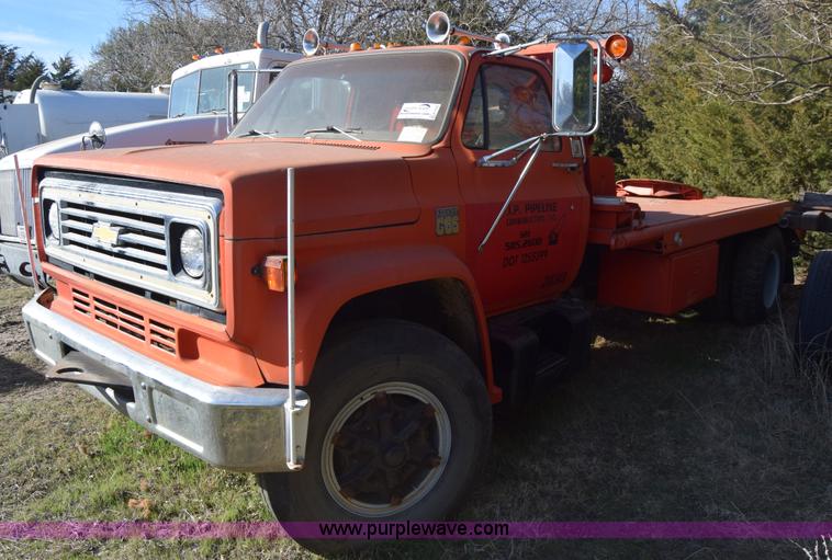 image for item K4310 1975 Chevrolet C65 flatbed winch truck