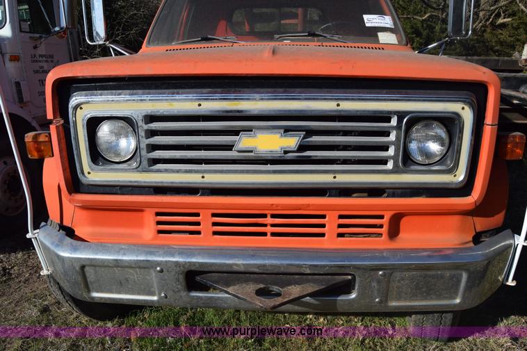 image for item K4310 1975 Chevrolet C65 flatbed winch truck