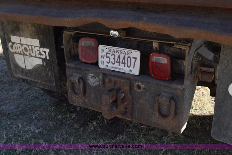 image for item K4311 1993 Ford F700 dump truck