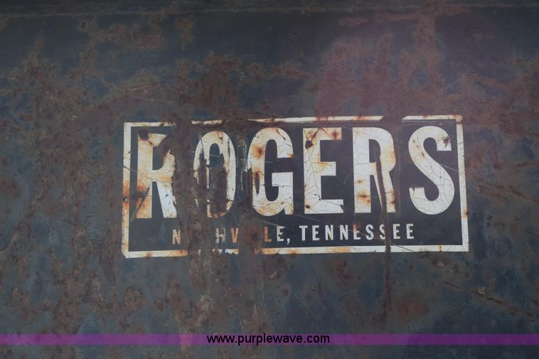 image for item K4311 1993 Ford F700 dump truck