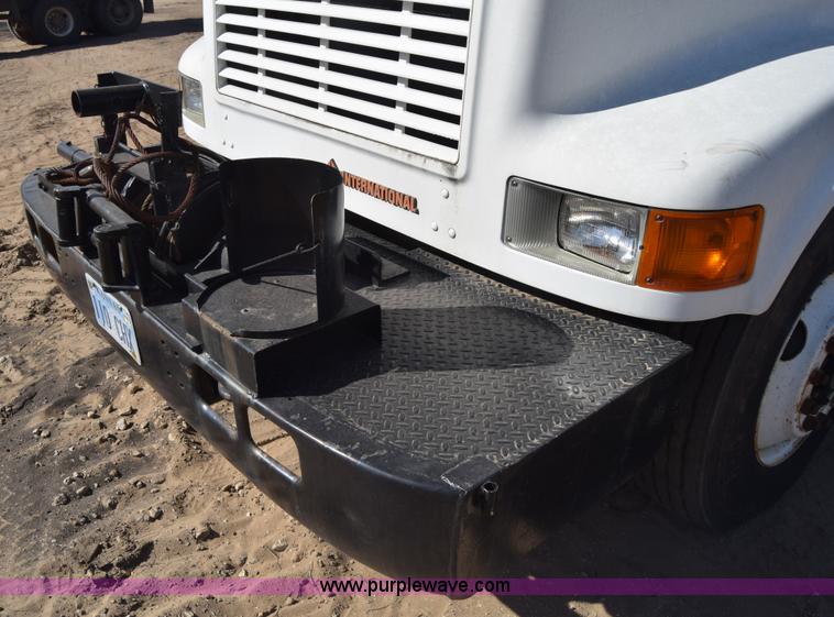 image for item K4315 1991 International 4900 bucket truck