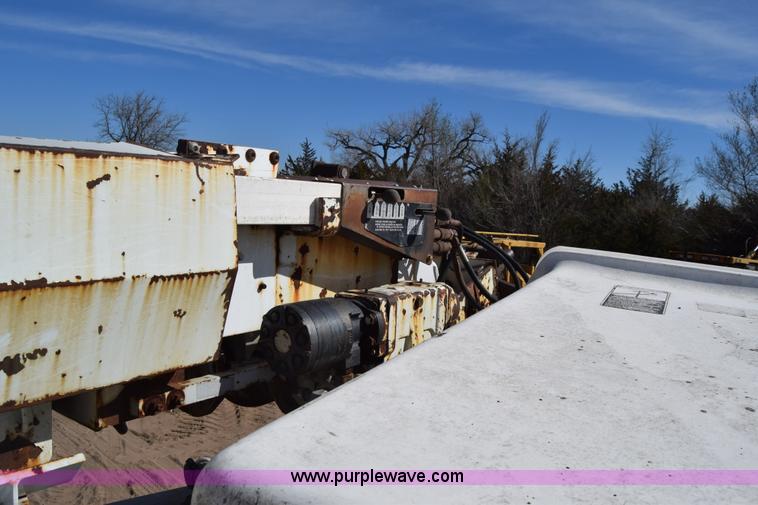 image for item K4315 1991 International 4900 bucket truck