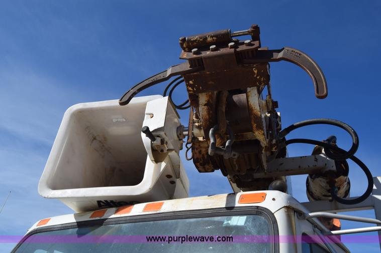 image for item K4315 1991 International 4900 bucket truck