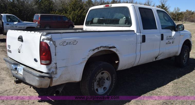 image for item K4317 2006 Ford F250 Super Duty Crew Cab pickup truck