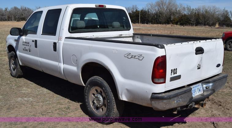 image for item K4317 2006 Ford F250 Super Duty Crew Cab pickup truck