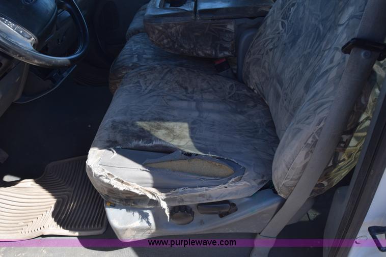 image for item K4317 2006 Ford F250 Super Duty Crew Cab pickup truck