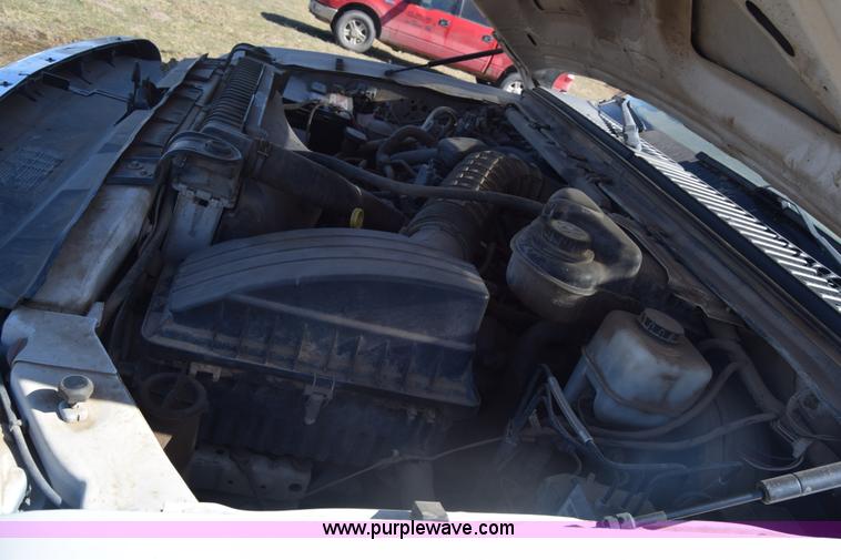 image for item K4317 2006 Ford F250 Super Duty Crew Cab pickup truck