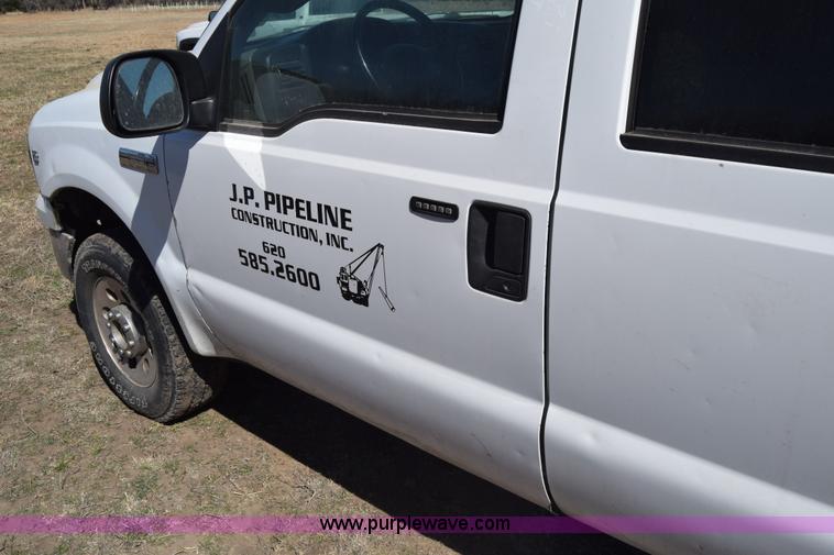 image for item K4317 2006 Ford F250 Super Duty Crew Cab pickup truck