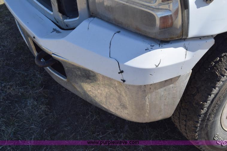 image for item K4317 2006 Ford F250 Super Duty Crew Cab pickup truck