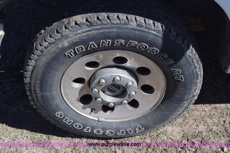 image for item K4317 2006 Ford F250 Super Duty Crew Cab pickup truck