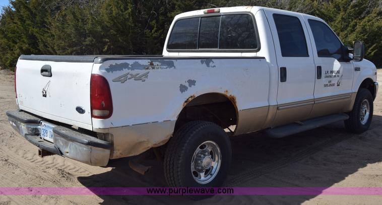 image for item K4319 2000 Ford F250 Super Duty Crew Cab pickup truck