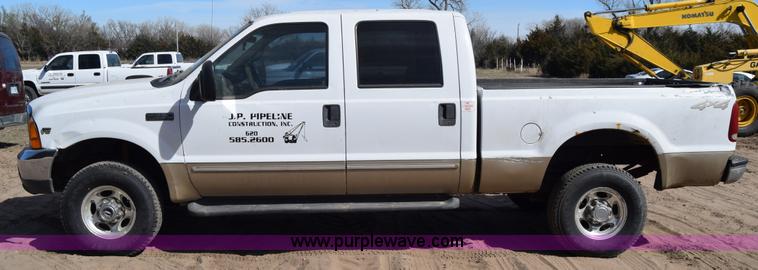 image for item K4319 2000 Ford F250 Super Duty Crew Cab pickup truck