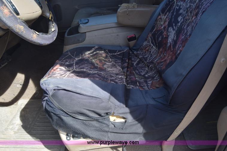 image for item K4319 2000 Ford F250 Super Duty Crew Cab pickup truck