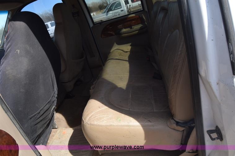 image for item K4319 2000 Ford F250 Super Duty Crew Cab pickup truck