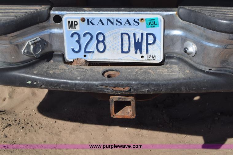 image for item K4319 2000 Ford F250 Super Duty Crew Cab pickup truck