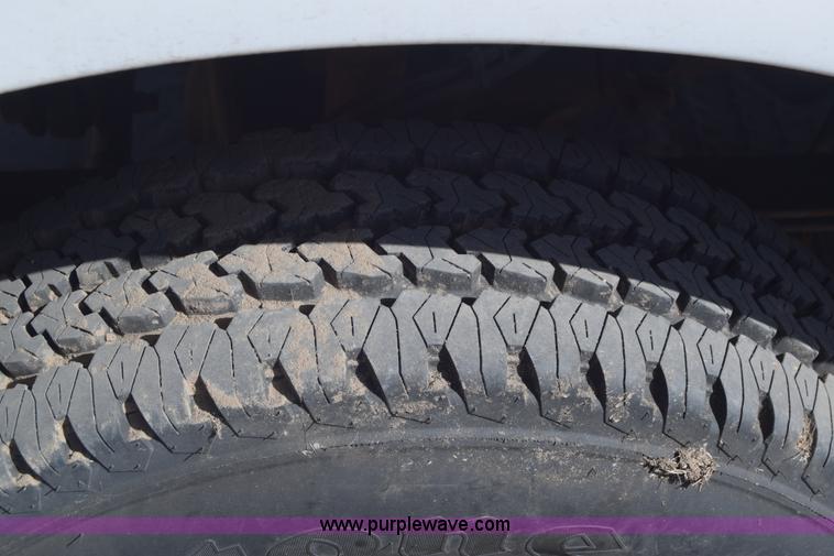 image for item K4319 2000 Ford F250 Super Duty Crew Cab pickup truck