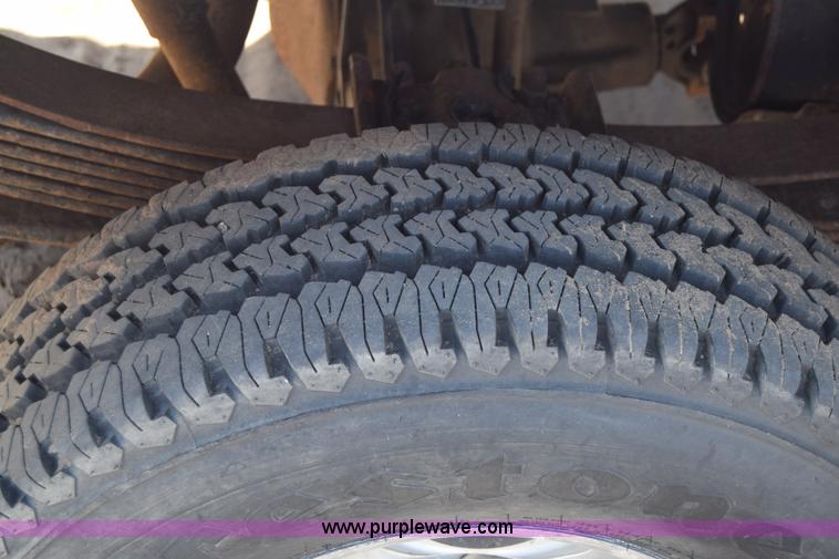 image for item K4319 2000 Ford F250 Super Duty Crew Cab pickup truck