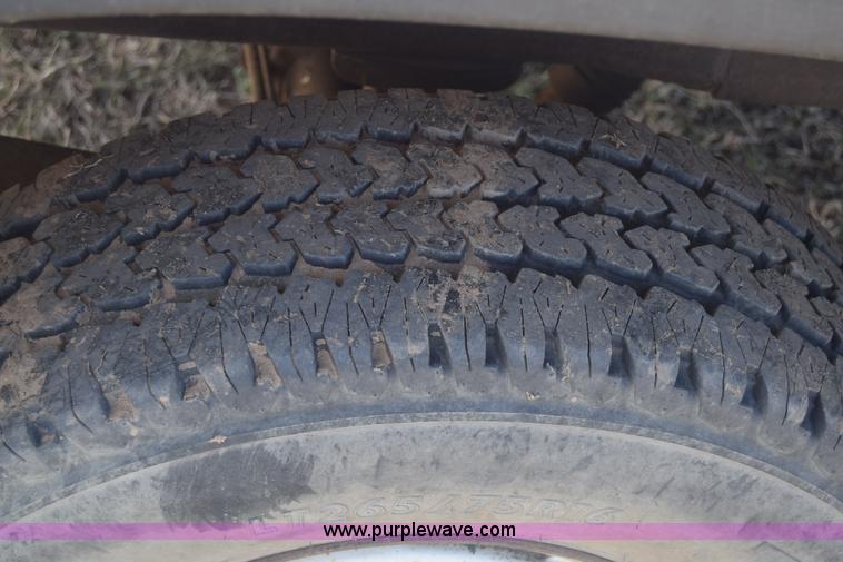 image for item K4321 2001 Chevrolet Silverado 2500 Crew Cab pickup truck