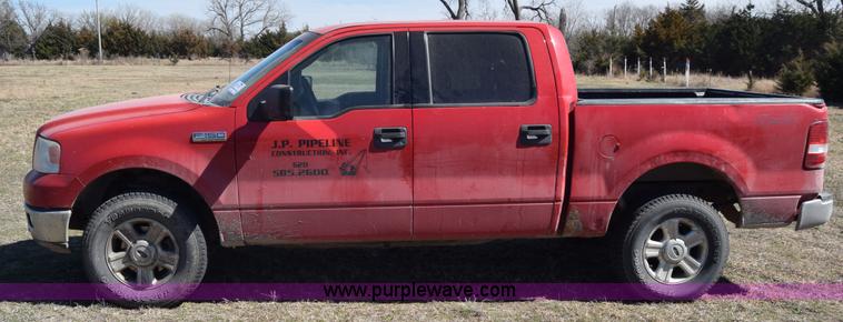 image for item K4323 2004 Ford F150 SuperCrew pickup truck