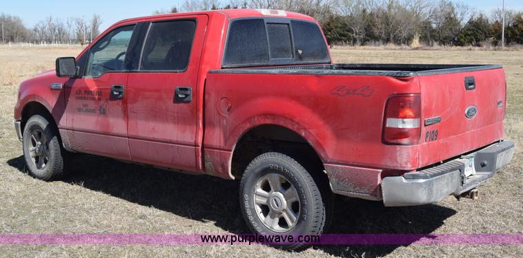 image for item K4323 2004 Ford F150 SuperCrew pickup truck