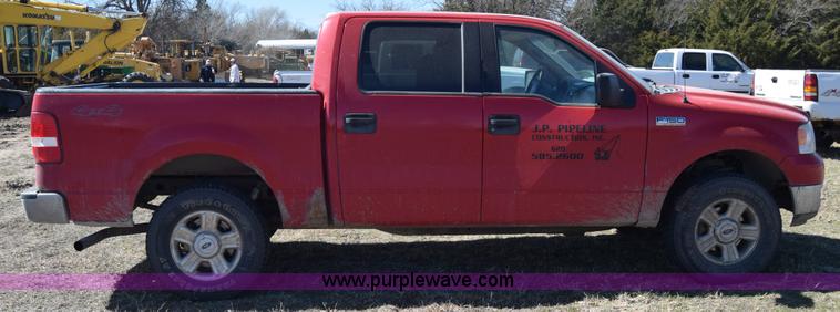 image for item K4323 2004 Ford F150 SuperCrew pickup truck