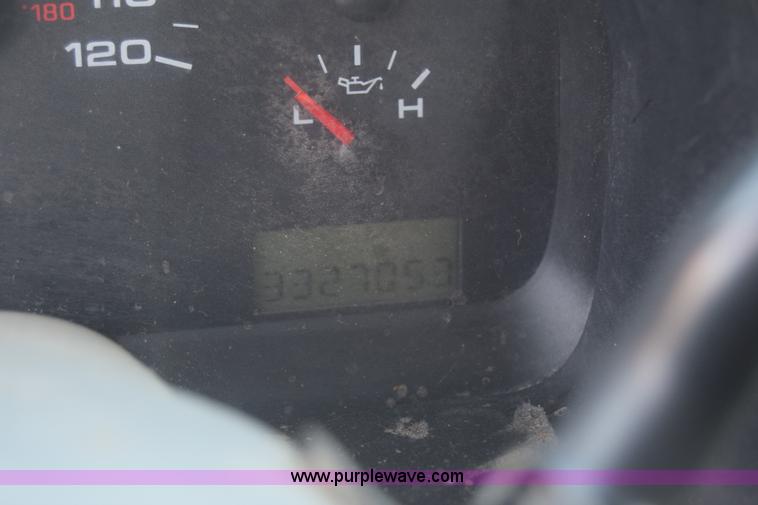 image for item K4323 2004 Ford F150 SuperCrew pickup truck