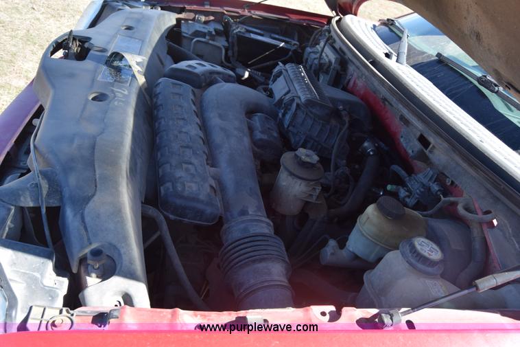 image for item K4323 2004 Ford F150 SuperCrew pickup truck