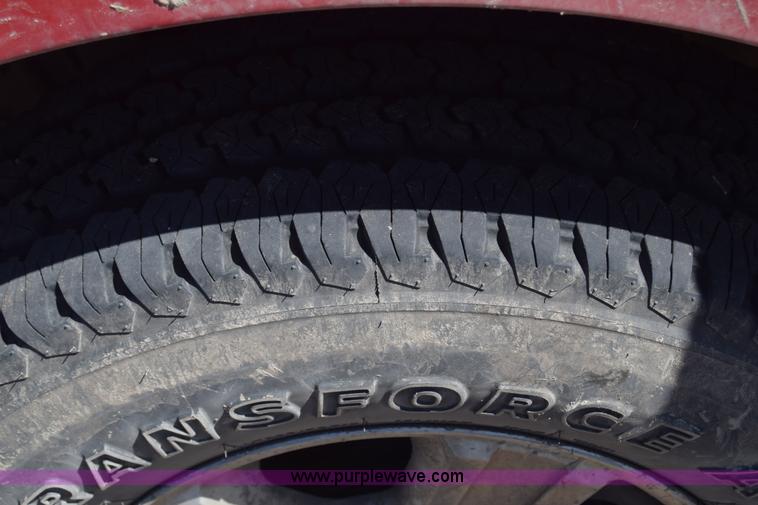 image for item K4323 2004 Ford F150 SuperCrew pickup truck