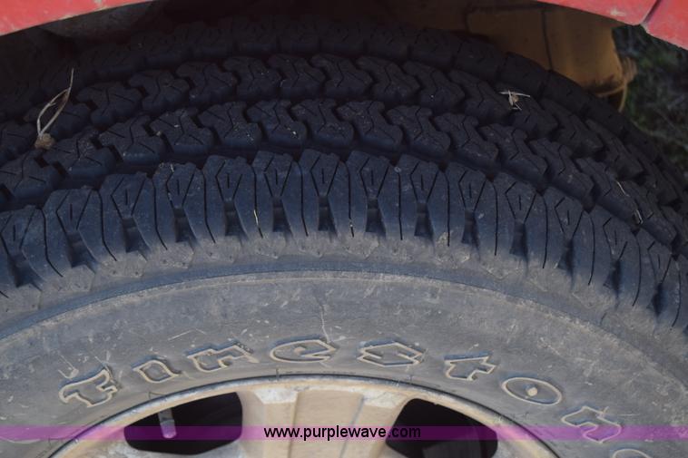 image for item K4323 2004 Ford F150 SuperCrew pickup truck