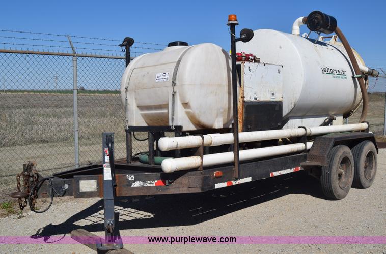 image for item K4448 2000 Vaxcavator VS800D vacuum tank trailer