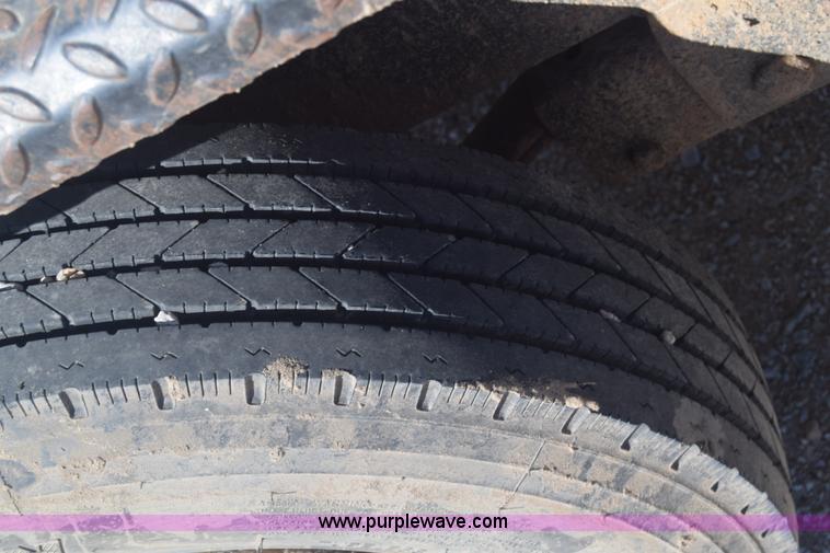 image for item K4448 2000 Vaxcavator VS800D vacuum tank trailer