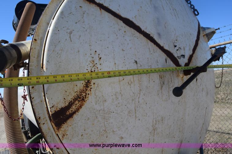 image for item K4448 2000 Vaxcavator VS800D vacuum tank trailer