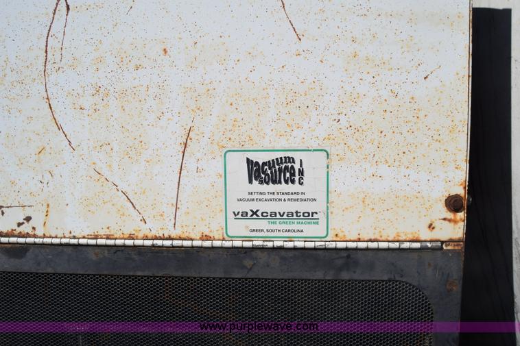 image for item K4448 2000 Vaxcavator VS800D vacuum tank trailer