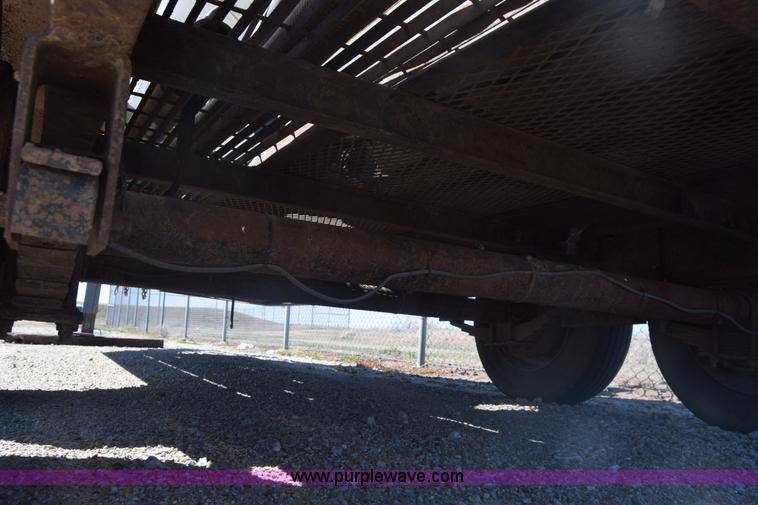 image for item K4448 2000 Vaxcavator VS800D vacuum tank trailer