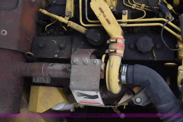 image for item K8594 1996 Komatsu PC200LC-6L excavator