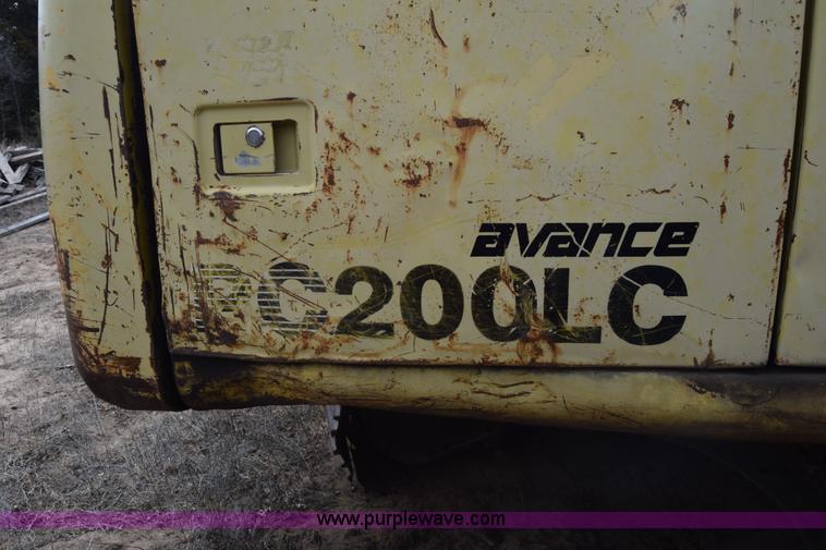 image for item K8594 1996 Komatsu PC200LC-6L excavator